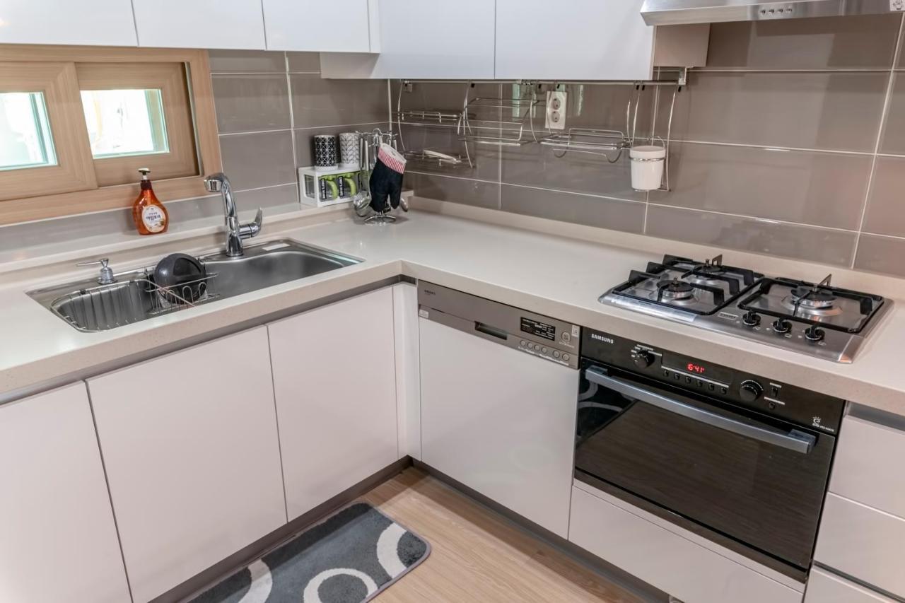 Edenstay Geoje Bagian luar foto